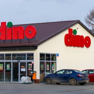 2 zł zamiast 39,99 zł. Dino przecenia o 94%