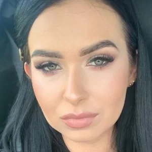 Ania Derbiszewska wyjaśnia internuatom, dlaczego jej syn nosi różowe ubrania: "To cały sekret"