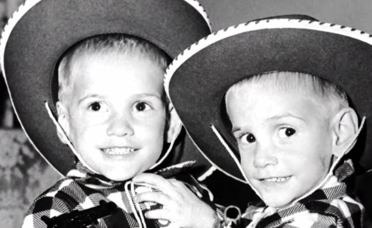 Nie żyją Ronnie i Donnie Gaylon. Byli najstarszą parą bliźniaków syjamskich na świecie