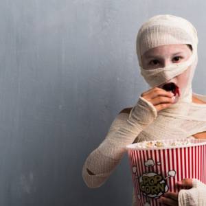 6 filmów na Halloween. Propozycje z dreszczykiem dla całej rodziny!