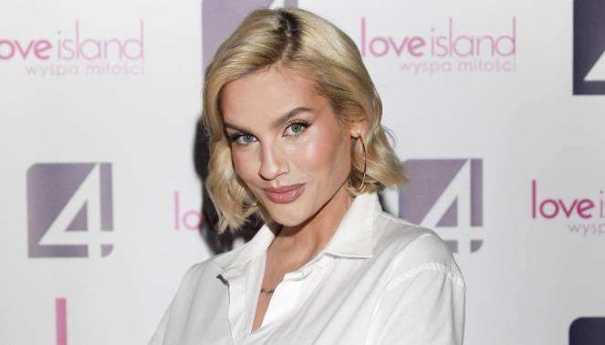 Szok na "Wyspie miłości"! Kontrowersyjny uczestnik znów w programie? Widzowie nie kryją irytacji! 