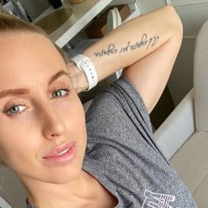 Opublikowała kadr w bikini z... maseczek ochronnych. Internauci krytykują!