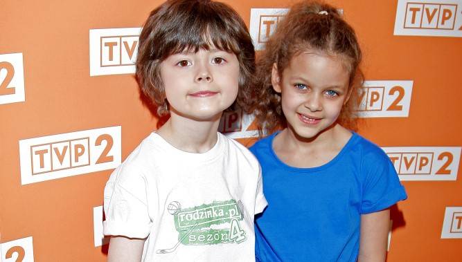 Emilia Dankwa wcieliła się w rolę Zosi w serialu "Rodzinka.pl". Dziś to piękna nastolatka!