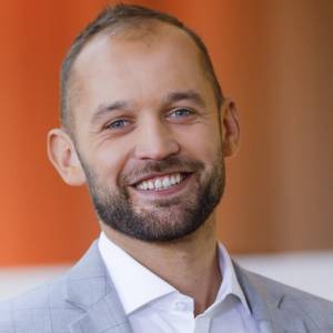 "Rolnik szuka żony 8". Stanisław odnalazł miłość poza kamerami! Opublikował zdjęcie z ukochaną [FOTO]