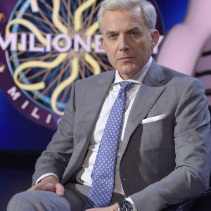 Skorzystał z dwóch kół i zaznaczył złą odpowiedź. Gaz rozweselający zaskoczył wszystkich! [MILIONERZY]