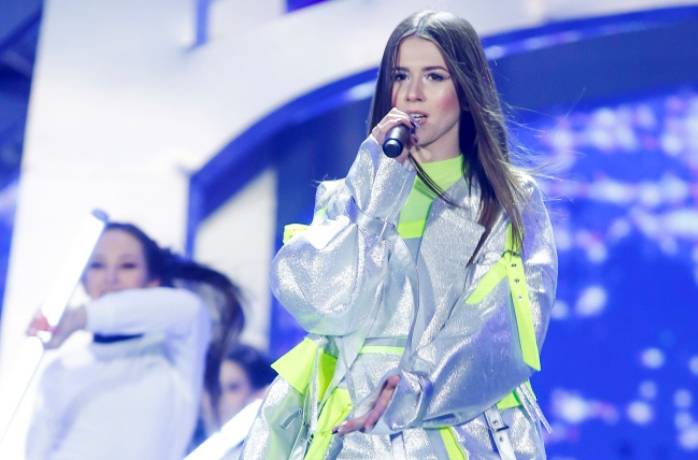 Roksana Węgiel zachwyca naturalnością! Kadr bez makijażu skradł serca fanów młodej wokalistki!