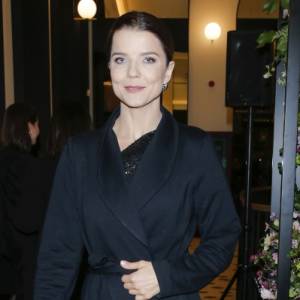 Joanna Jabłczyńska w zmysłowej sesji zdjęciowej. Te kadry rozpalają wyobraźnię! "Piękna jesteś" [FOTO] 