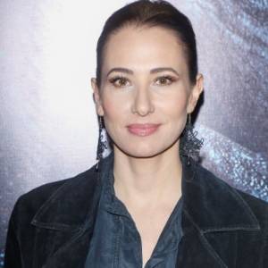 Aleksandra Popławska nago w łóżku. Aktorka podzieliła się w sieci odważną fotografią 