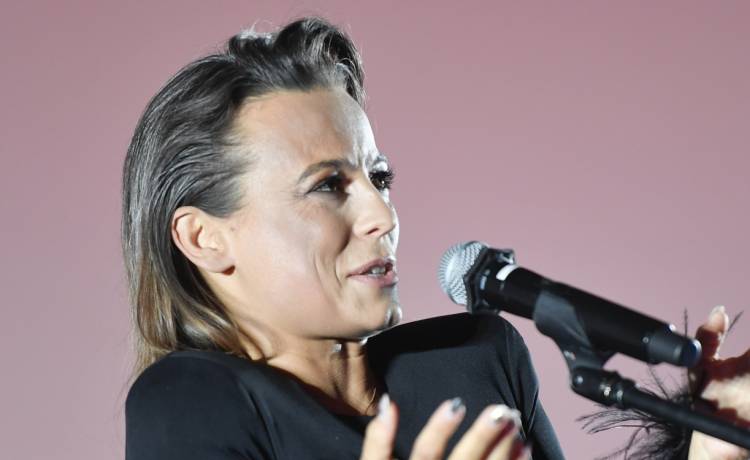 Anna Mucha poszła na cmentarz w Meksyku. Nie tego się spodziewała [FOTO]