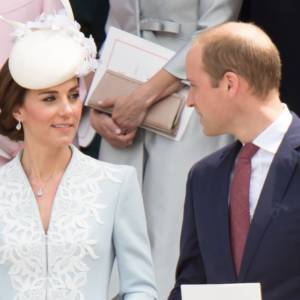 Kryzys Kate i Williama?! Księżna odpycha księcia na oczach tłumu [WIDEO]