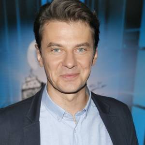 Marcin Kwaśny został ojcem. Znany aktor powitał na świecie syna! Wybrał tradycyjne imię [ZDJĘCIE]