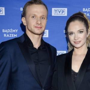 "Rolnik szuka żony". Kolejny ślub "rolnikowej" pary! Paweł Bodzianny i Marta Paszkin powiedzieli sobie "tak" [ZDJĘCIA]