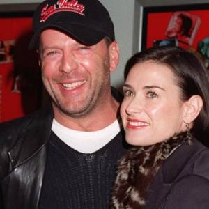 Córki Bruce'a Willisa w bikini. Razem z Demi Moore wzięły udział w zmysłowej sesji zdjęciowej! [ZDJĘCIA]