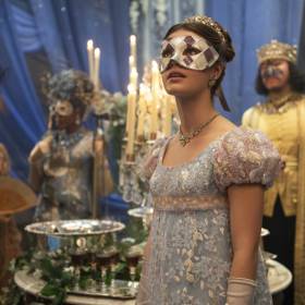 „Bridgertonowie” wracają z nowym sezonem. Kiedy premiera?