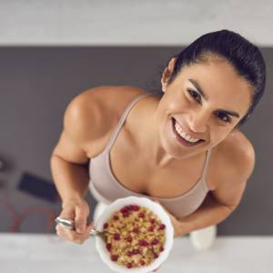 Jem rano zamiast płatków owsianych. Kilogramy lecą w dół