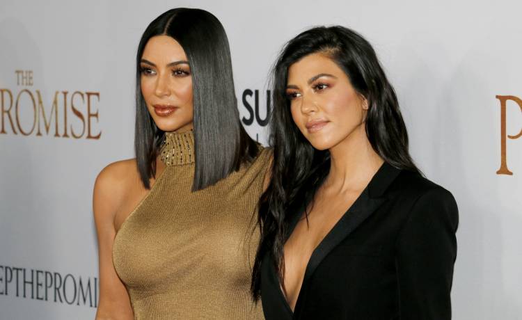 Wszystkie Kardashianki na jednym zdjęciu! Kobiety zachwycają