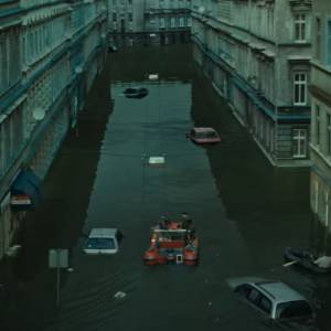 Netflix wyprodukował serial inspirowany powodzią z 1997 roku. Kiedy premiera?