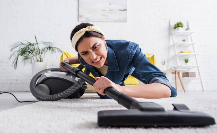 Najczęstsze błędy przy porządkach domowych. Wystrzegaj się ich!