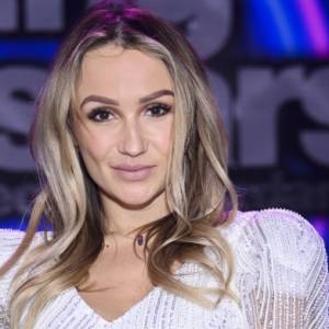 Sylwia Madeńska prezentuje apetyczne ciało, pozując w stroju kąpielowym. Uczestniczka "Tańca z Gwiazdami" tak pozdrawia z kolejnej wakacyjnej podróży! [ZDJĘCIE]