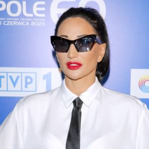 Justyna Steczkowska pojawiła się z "krwawym" napisem i zszokowała fanów [FOTO]