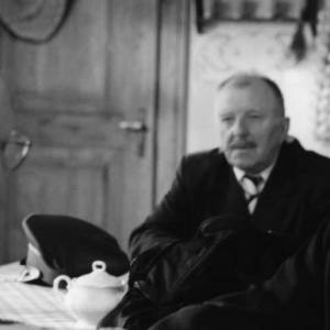 Nie żyje ksiądz z serialu "Złotopolscy". Kazimierz Orzechowski miał 90 lat                                                                                        