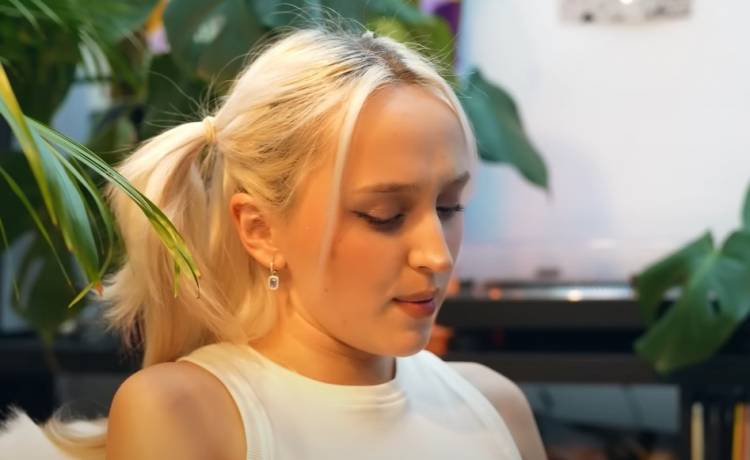 Hania z Genzie opowiedziała o trudnej przeszłości. Rówieśnicy kopali ją na szkolnym korytarzu