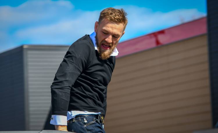 Conor McGregor zatrzymany przez żandarmerię. Chodzi o napaść seksualną i ekshibicjonizm