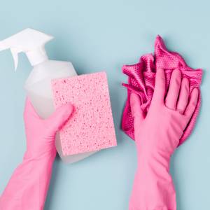 Jak pozbyć się zaschniętego tłuszczu? Sprawdź, jak wyczyścić okap szybko i skutecznie!