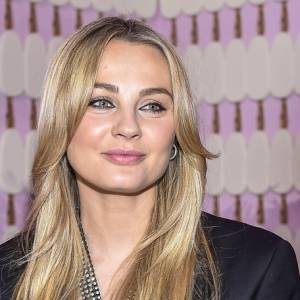 Małgorzata Socha kokietuje. Tak pozowała w sensualnej sesji foto! "Petarda" [ZDJĘCIA]