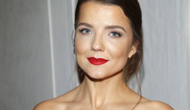 Joanna Jabłczyńska zniewala. Zmysłowy kadr rozbudził wyobraźnię fanów: "Piękny widok" [FOTO]