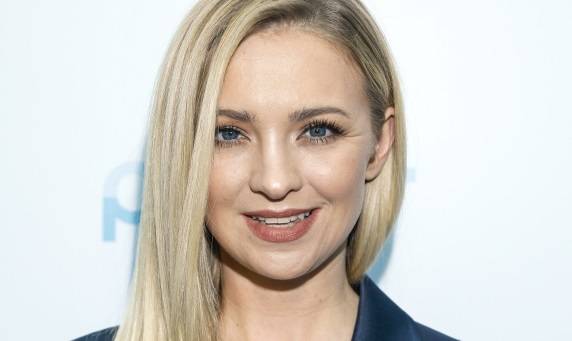 Barbara Kurdej-Szatan zmysłowo w kostiumie. Tak wygrzewa się w promieniach słońca! [ZDJĘCIE]