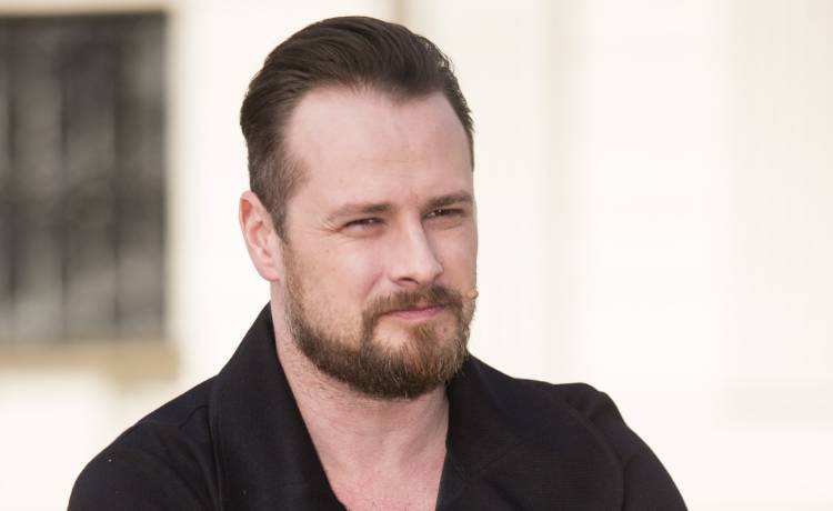 Paweł Małaszyński wydał oświadczenie. Informuje o rozstaniu. "Decyzja nie była łatwa..."