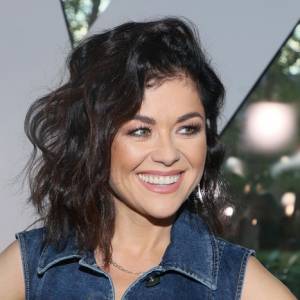 Katarzyna Cichopek na urlopie. Mocno wycięty strój kąpielowy podkreślił wszystkie jej atuty [ZDJĘCIA]