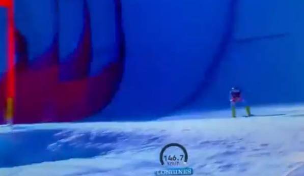 Szwajcar rozbił się pędząc 150 km/h. Przerażający wypadek w Pucharze Świata w narciarstwie alpejskim [WIDEO] 