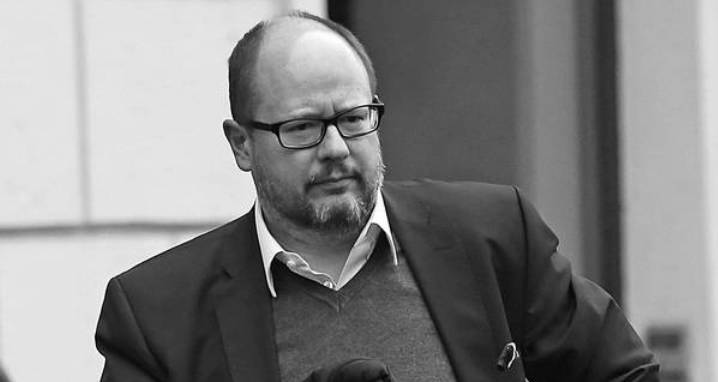 Paweł Adamowicz nie żyje. Prezydent Gdańska zmarł po ataku nożownika podczas finału WOŚP                                                              
