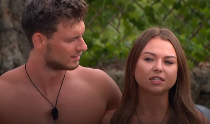 "Love Island 2". Zaskakujące przeparowanie! Kto pożegnał się z programem?