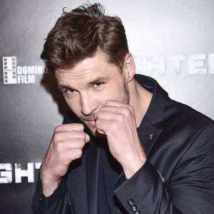 Mikołaj Roznerski zaskoczył wyglądem! Takiej zmiany internauci się nie spodziewali [WIDEO]