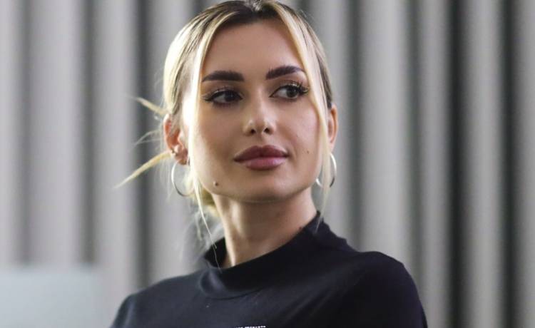 Wersow przyznała, że rodziła samotna. Friz nie stanął na wysokości zadania? "Emocje puściły"