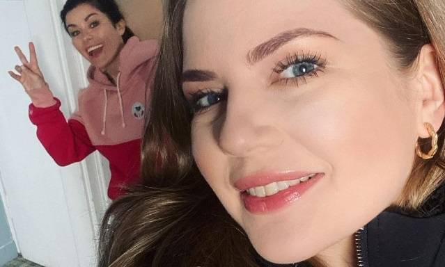 Wideo z planu "M jak miłość". Na pierwszym planie: wypełniony kieliszek! Aktorka zdradziła kulisy powstawania serialu 