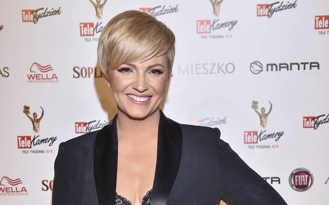 Dorota Szelągowska pokazała jak wygląda w ciemnych włosach. Poznajecie ją?                        