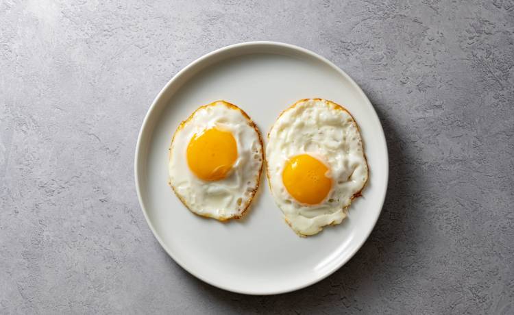 Jak zrobić idealne jajko sadzone?, fot. Shutterstock