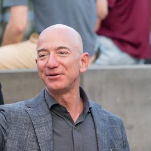 Kosmiczne Wojny już trwają! Jeff Bezos walczy z NASA i Elonem Muskiem!