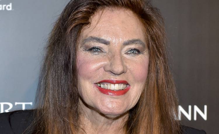 Ma 81 lat i nie boi się pokazać ciała. Agnieszka Perepeczko zapozowała w biustonoszu [FOTO]