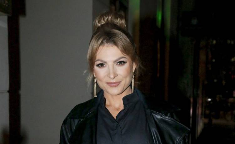 Magdalena Narożna bez makijażu. Liderka zespołu Piękni i Młodzi pokazała się w naturalnym wydaniu 