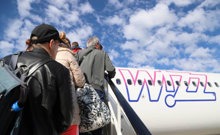 Wsiadasz do samolotu i nie wiesz, gdzie lecisz. Odważyłbyś się na taką podróż?