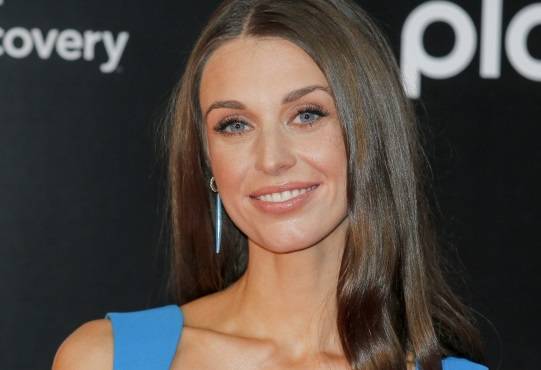 Julia Kamińska zrzuciła ubrania i pokazała zdjęcie prosto z pościeli! Gwiazda BrzydUli podkręca atmosferę [FOTO]