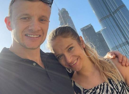 Marta i Paweł z programu: "Rolnik szuka żony" jeszcze przed ślubem wyjechali do Dubaju. Ich podróż ma "drugie dno"!