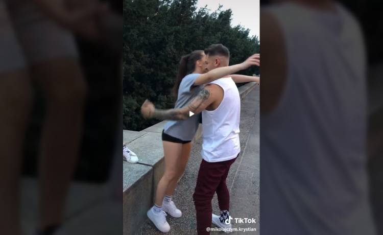 "Hotel Paradise 2". Krystian i Karolina znali się na długo przed programem! Widzowie oburzeni. "Przecież to jest oszustwo" [WIDEO]