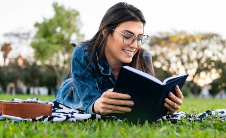 Lista książek, które otwierają oczy – sprawdź, czy znasz je wszystkie, fot. Shutterstock