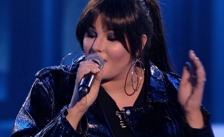 "Twoja twarz brzmi znajomo": Ela Romanowska jako Ewa Farna! Wygląda jak jej siostra bliźniaczka